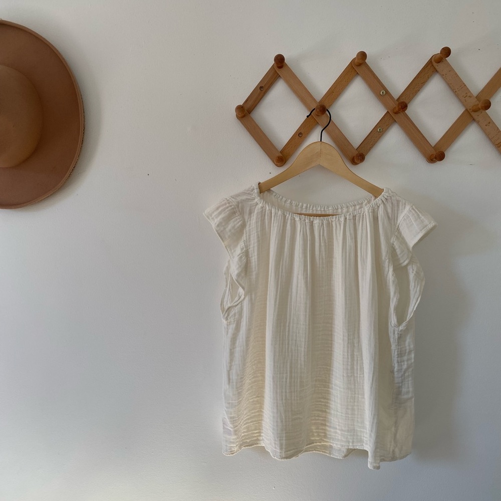 Velvet by Graham & Spencer Cotton Gauze Flowy Top
